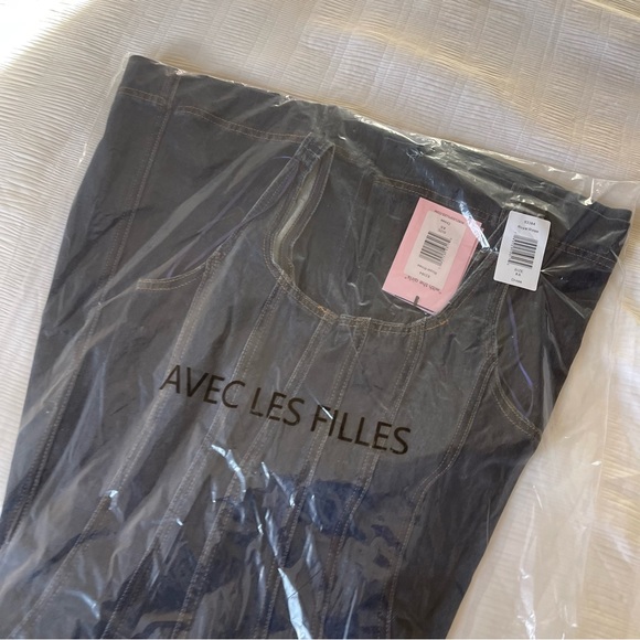 Brand New - AVEC LES FILLES Denim Fit-and-flare Midi Dress 💙✨ - Picture 10 of 13